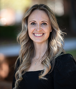 Headshot of Jessica Bleifield.