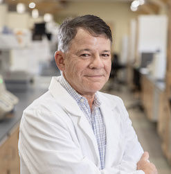 Head shot of Dr. Frank Spinale, M.D. in lab