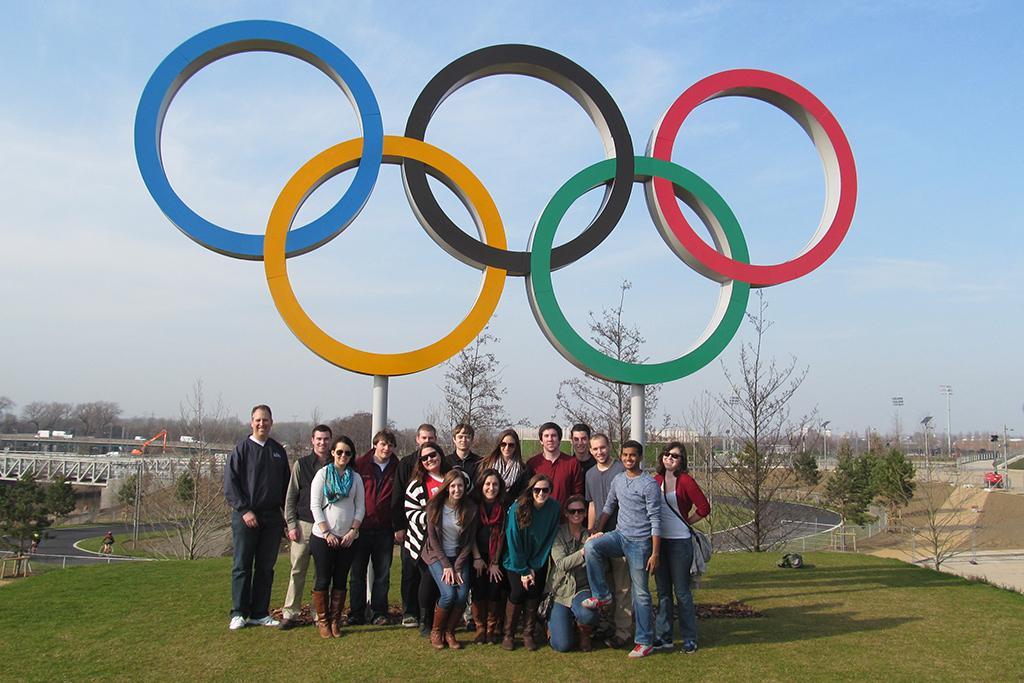 HRSM students posing underneath the Olympic rings