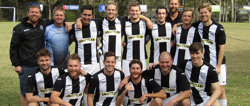 Nick Smillie (bottom row, third from right) with teammates in Australia