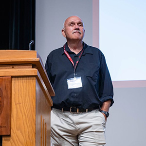 Bob Price presents at the research core fair.