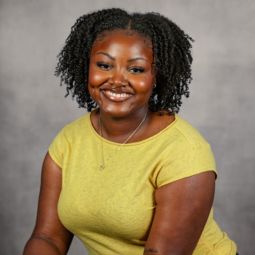 Cynthia Gunter Headshot