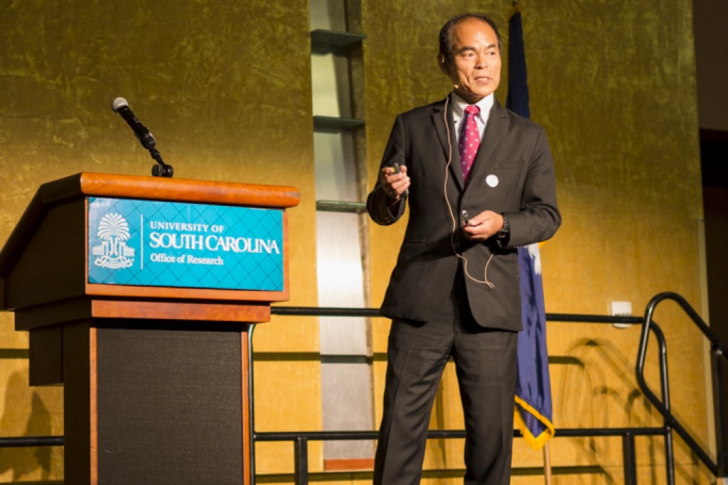 The inaugural Discover USC showcase in 2017 featured a keynote speech by Nobel Laureate Shuji Nakamura, the Cree Chair in Solid State Lighting and Displays at the University of California Santa Barbara. Dr. Nakamura shared his experiences creating the world’s first bright blue LED, which laid the groundwork for subsequent lighting innovations, including the development of efficient white LED lighting and blue lasers.