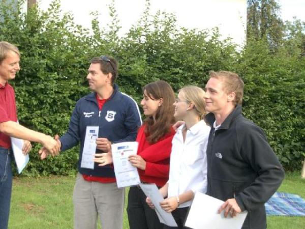 Students receiving Summer School Certificate