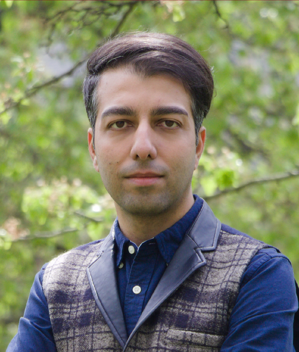Mehdi Zare headshot