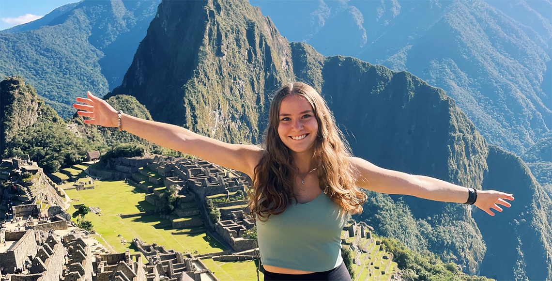 Kayla Davenport in Peru