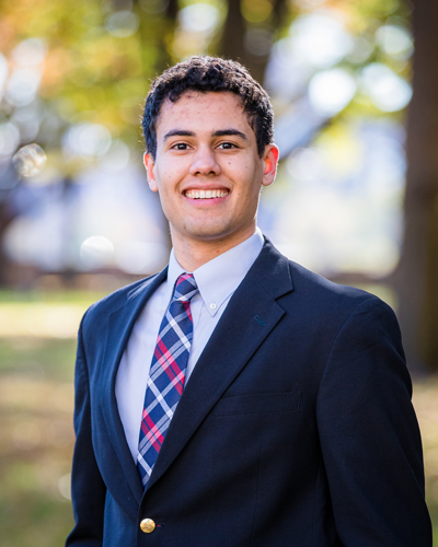 Christopher Carter headshot