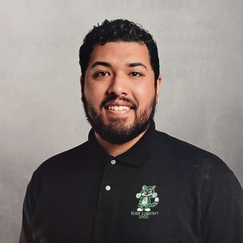 Juan Alvarado headshot