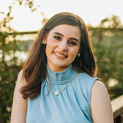 Emily Henderson headshot