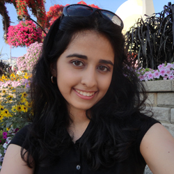 Riya Parikh headshot