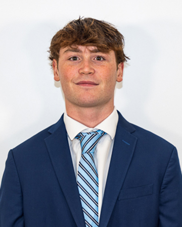 Henry Della Penna headshot