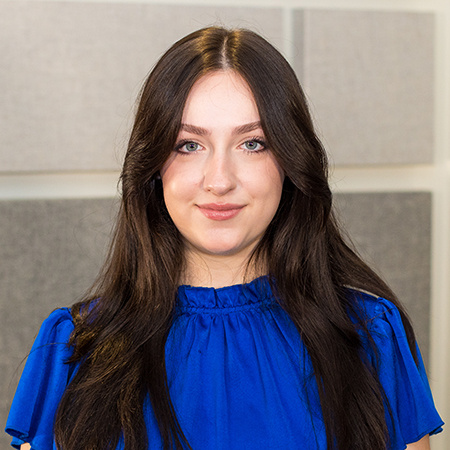 Marissa Roach headshot