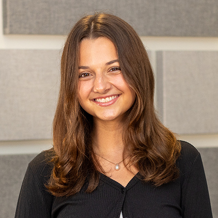Ashley Snead headshot