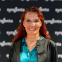 ioana_tudo headshot