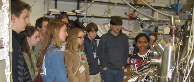 Students on Lab Tour