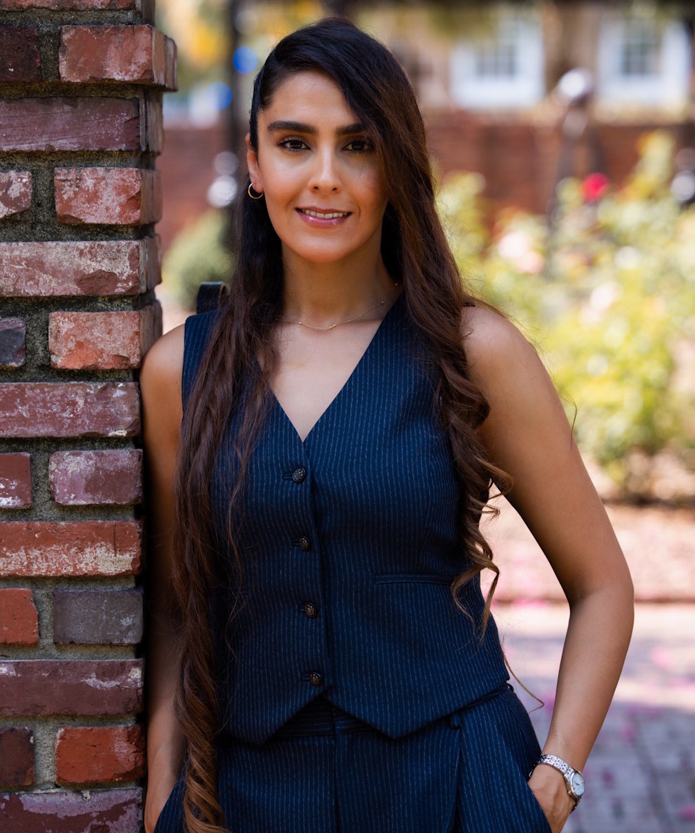 Farnaz Hesam Shariati