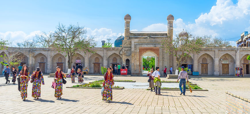 Uzbekistan marketplace