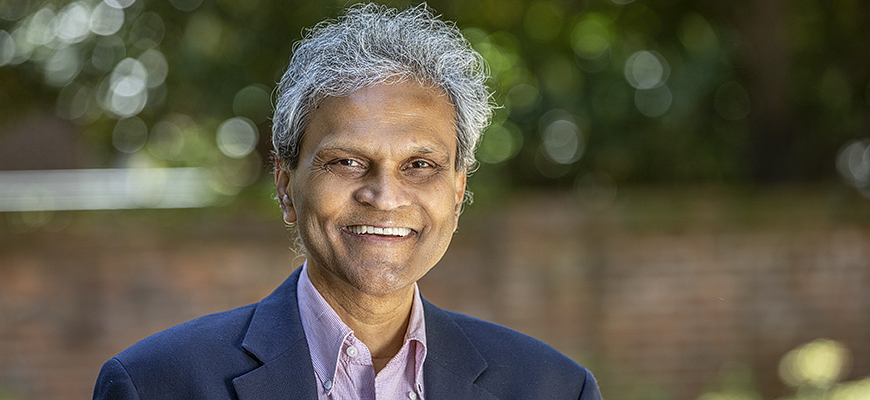 Sanjay Ahire, 2021 Mungo Distinguished Professor of the Year