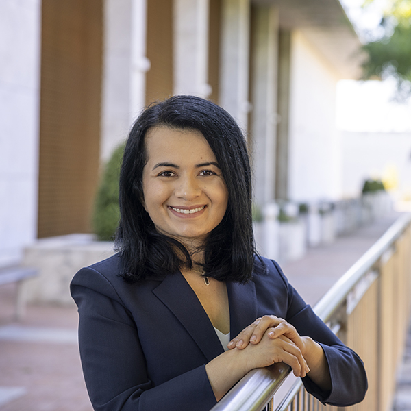 Headshot of Zo Sediqi on campus