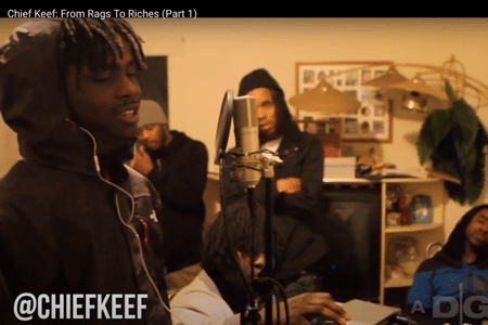 Chief Keef takes fans into a recording studio he set up in his cousin’s apartment. 