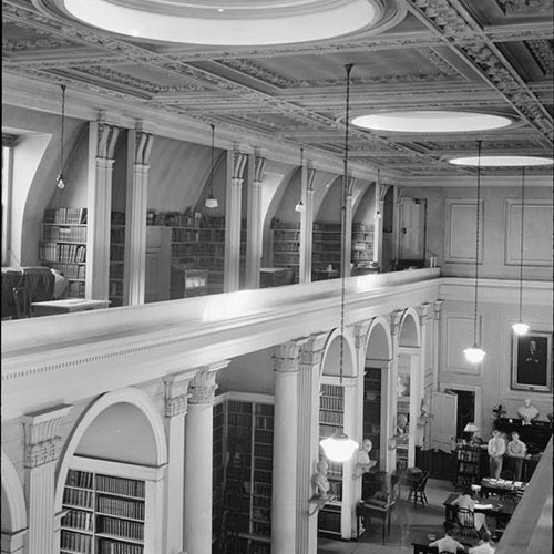 A black and white photo overlooking the South Caroliniana Reading Room